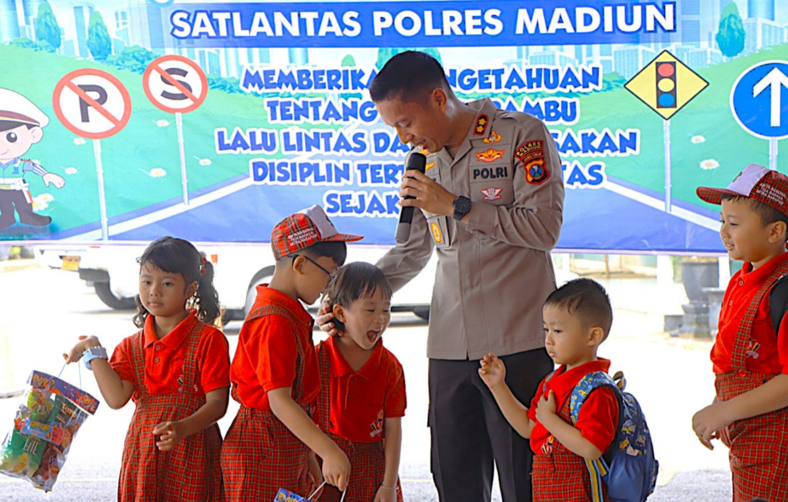 Polisi Sahabat Anak: Polres Madiun Edukasi Tertib Lalin Sejak Dini