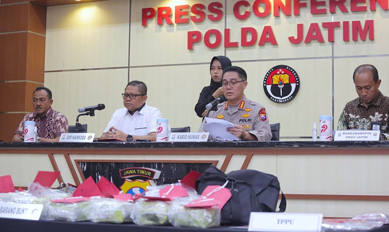 Polda Jatim Ungkap Dua Kasus TPPU, Aset Hasil Narkotika Rp 2,7 Miliar Disita