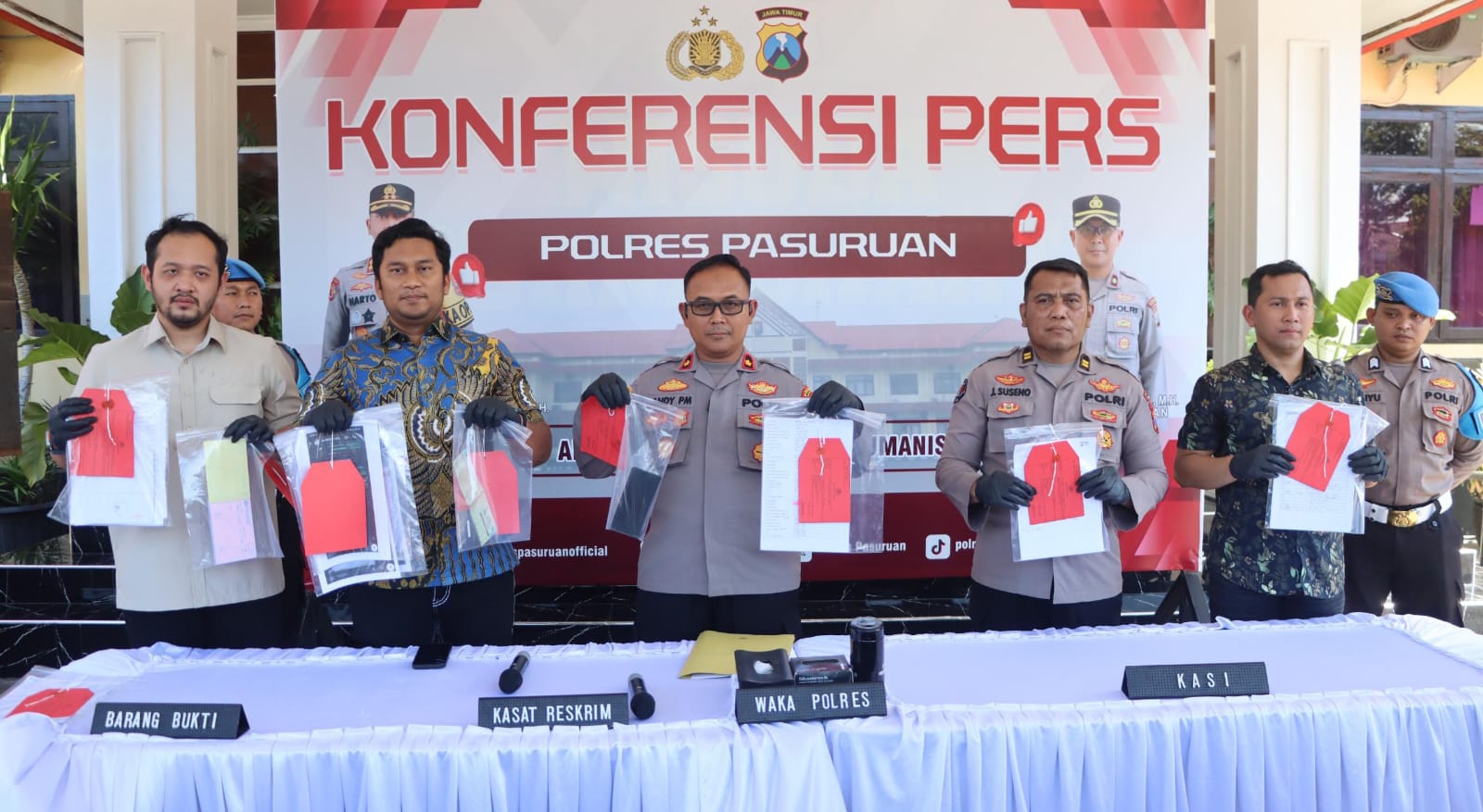 Polres Pasuruan Amankan 5 Tersangka Kasus Tambang Andesit Ilegal di Purwosari