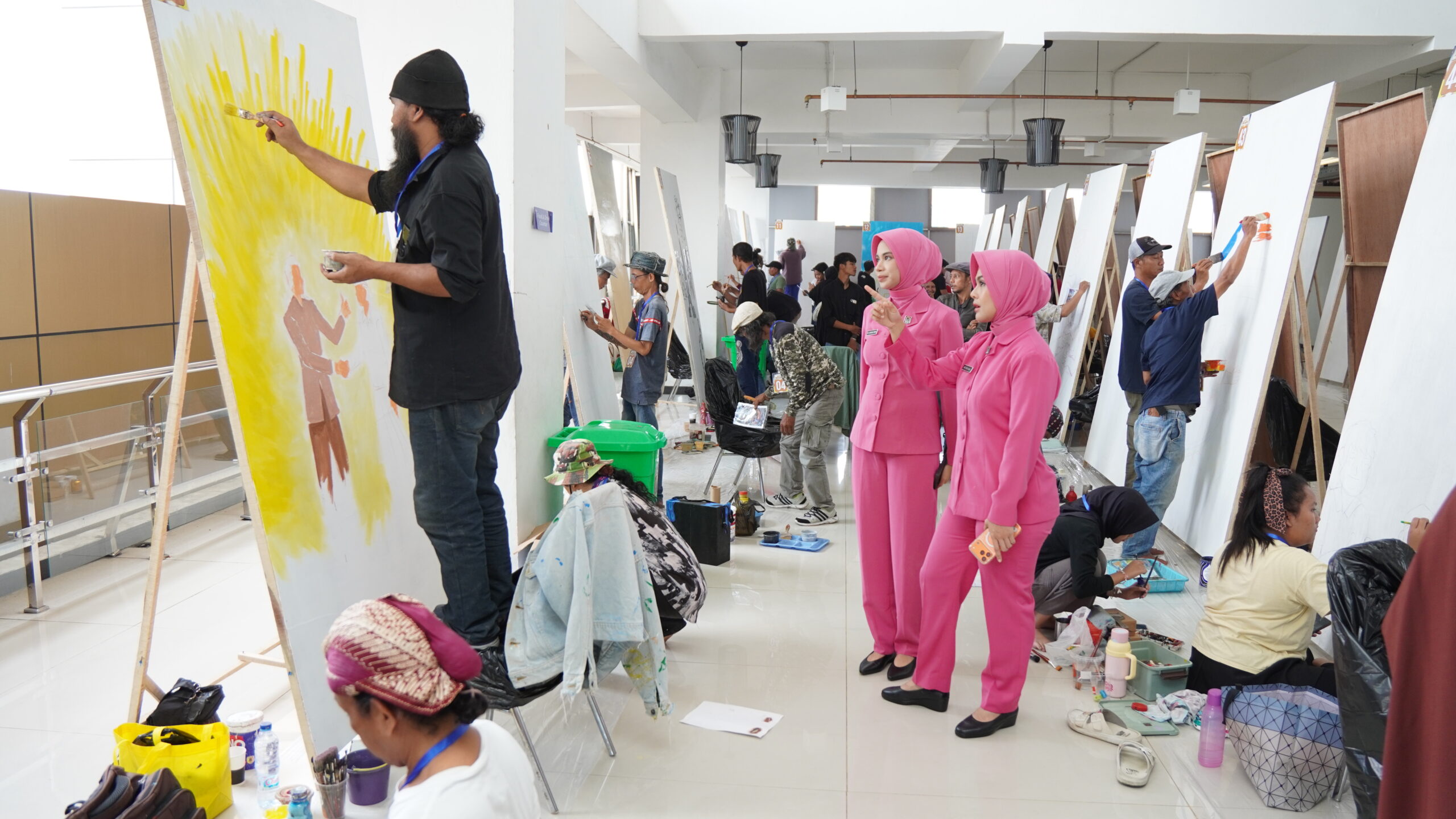 Polresta Malang Kota Gelar Lomba Mural Hari Bhayangkara ke-80 dan Tekan Vandalisme