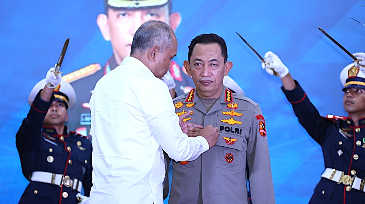 Kapolri Terima Adhi Bhakti Senapati, Jadi Motivasi Perkuat Sinergi Keamanan Siber