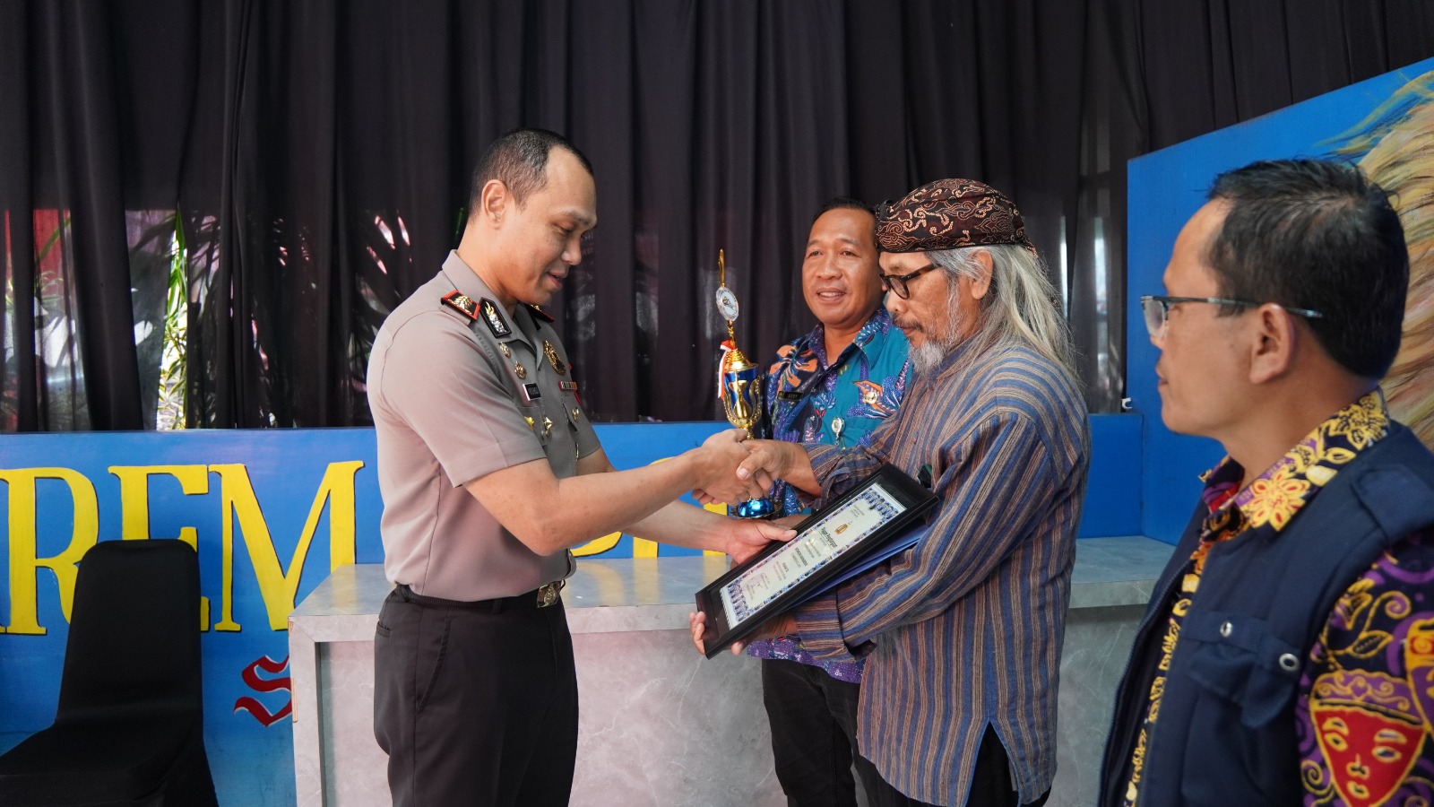 Kapolresta Malang Kota Berikan 48 Penghargaan dan Apresiasi Sinergi Warga bersama Tiga Pilar Kelurahan Juara Satkamling 2026