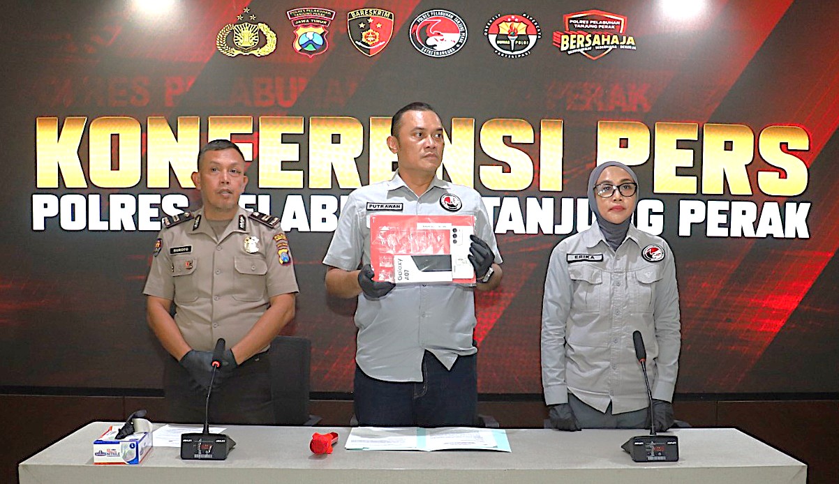 Polres Pelabuhan Tanjungperak Bongkar Jaringan Sabu, Kurir Gunakan Aplikasi Zangi Diamankan